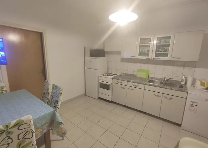 Apartman By The Sea Banjol, Rab - 23095 *