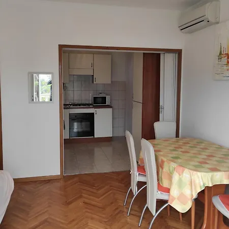 Apartment By The Sea Banjol, Rab - 23095